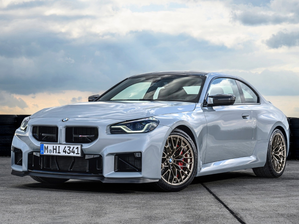 BMW M2 CS Unveiled Globally