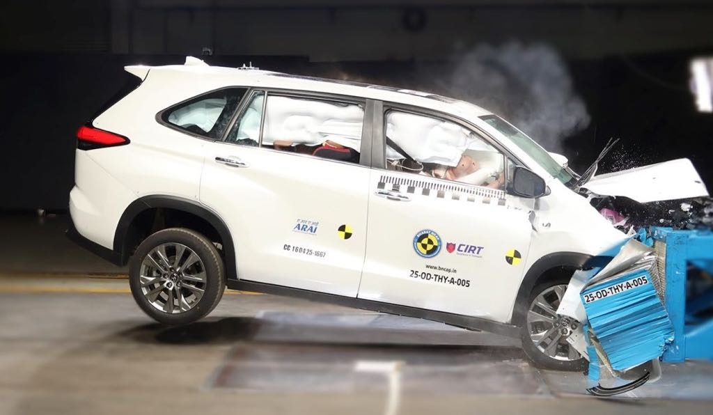 Toyota Innova HyCross Scores 5 Stars In Bharat NCAP Crash Test
