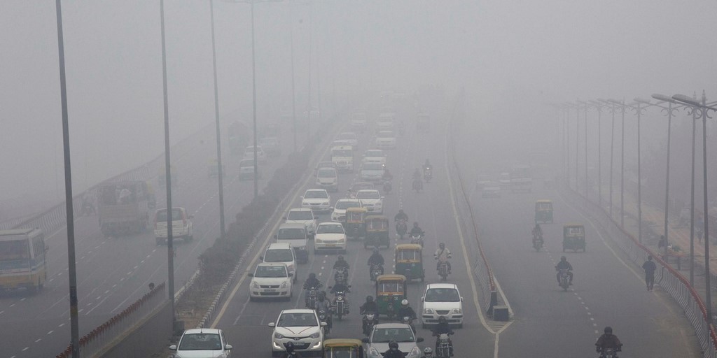 Delhi To Restrict Entry Of Polluting Commercial Vehicles From November 1