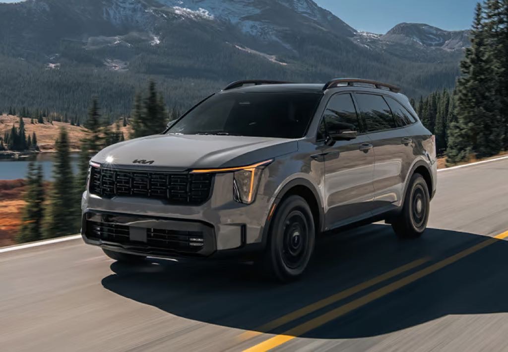 Kia Sorento Hybrid Expected To Be Locally Manufactured In India