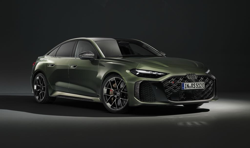 2026 Audi RS5 Debuts With 639 HP Plug-In Hybrid V6